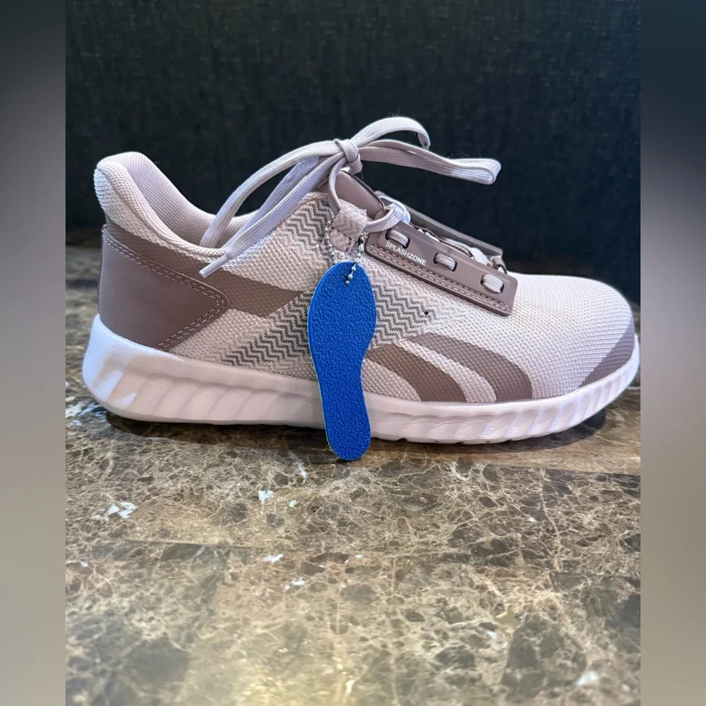 Reebok. Women's Sublite Legend Work Shoes. Rose. Size 8.